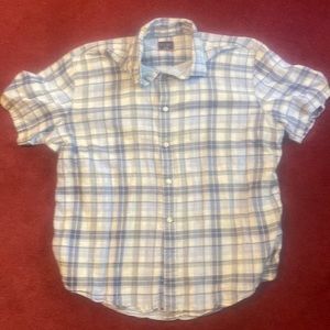 Untuckit mens button down short sleeve shirt